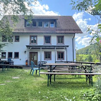 Klicke auf das Foto, um zum Naturfreundehaus zu gelangen.